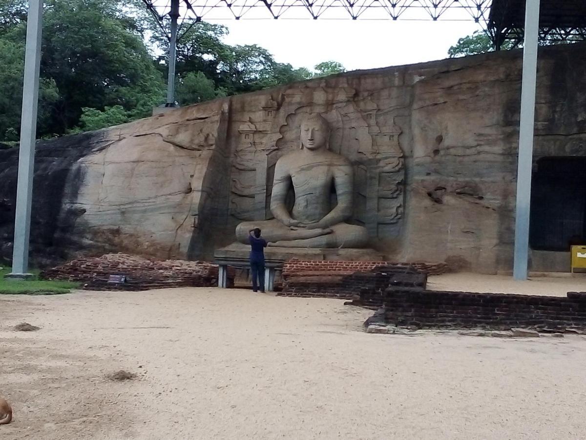 Bandula Home Stay Sigiriya Buitenkant foto